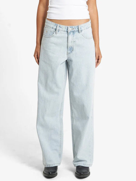THRILLS Billie Low Baggie Jean - Faded Dust Blue