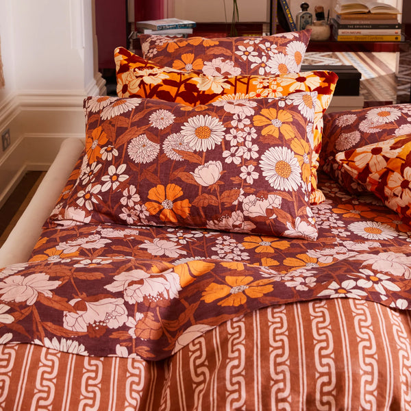 SAGE x CLARE Benita Linen Pillowcase Set