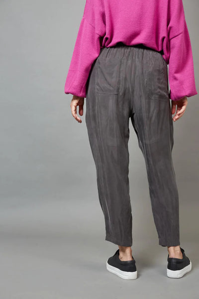 EB & IVE Vienetta Relaxed Pant - Fossil
