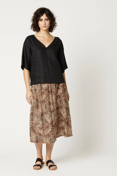 EB & IVE Nala Block Top