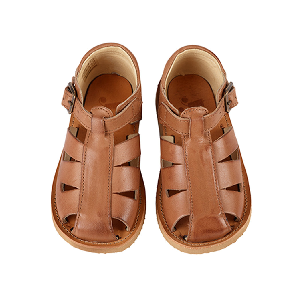 Young soles sales sandals sale