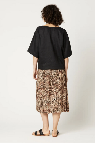 EB & IVE Nala Block Top