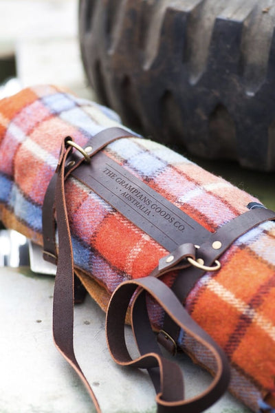 THE GRAMPIANS GOODS CO Leather Blanket Carrier